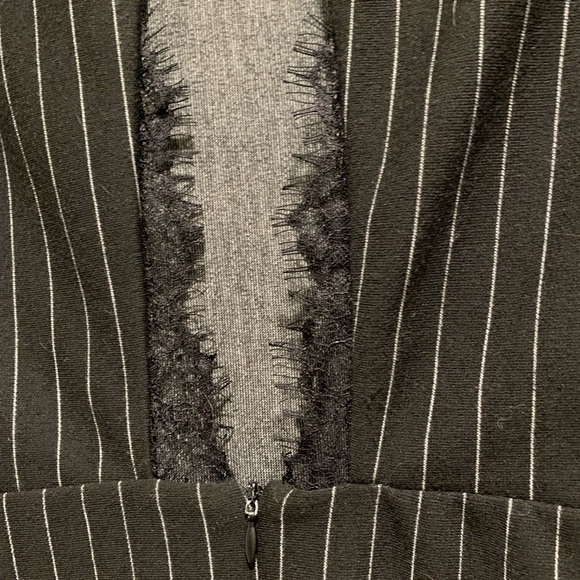 17-NWT- Size S dynamite dress - Picture 4 of 13